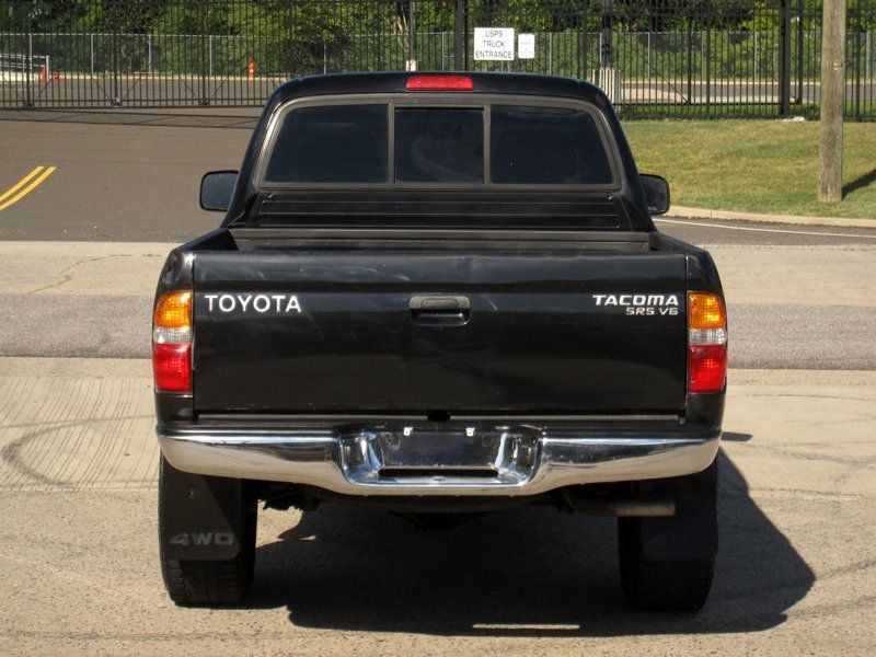 2003 Toyota Tacoma V6 4x4 SR5 photo 15