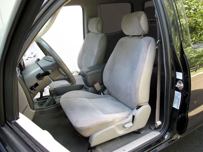2003 Toyota Tacoma V6 4x4 SR5 photo 20
