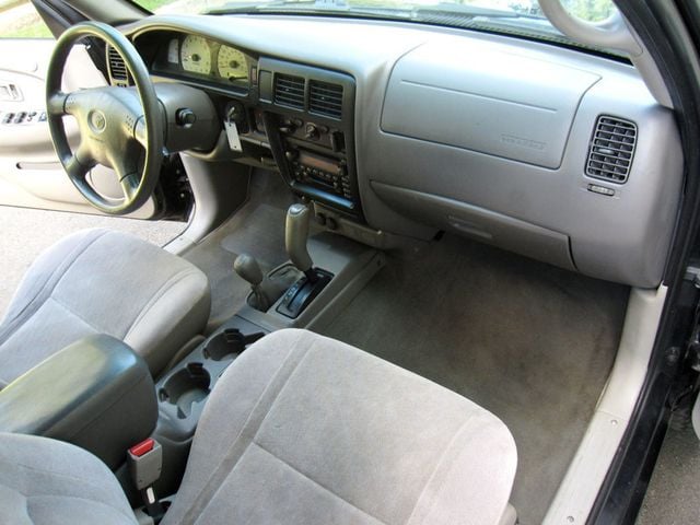 2003 Toyota Tacoma DoubleCab V6 Automatic 4WD - 22909170 - 26