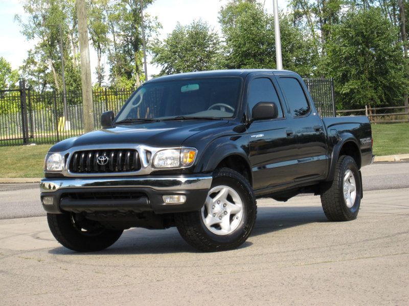 2003 Toyota Tacoma V6 4x4 SR5 photo 3