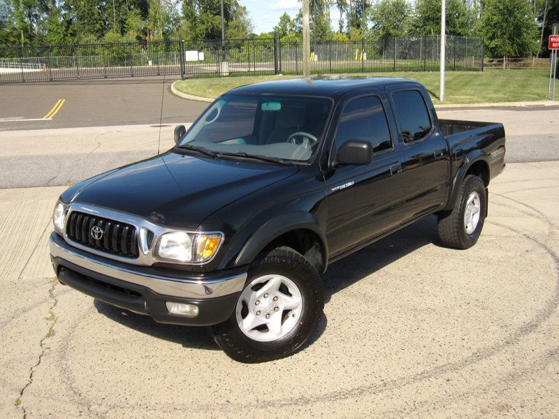 2003 Toyota Tacoma V6 4x4 SR5 photo 4