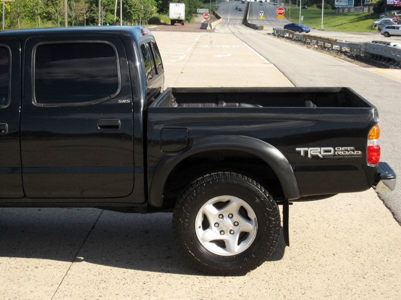 2003 Toyota Tacoma V6 4x4 SR5 photo 9