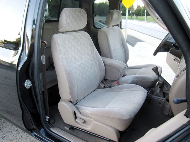 2003 Toyota Tacoma XtraCab Manual 4WD - 23079354 - 22
