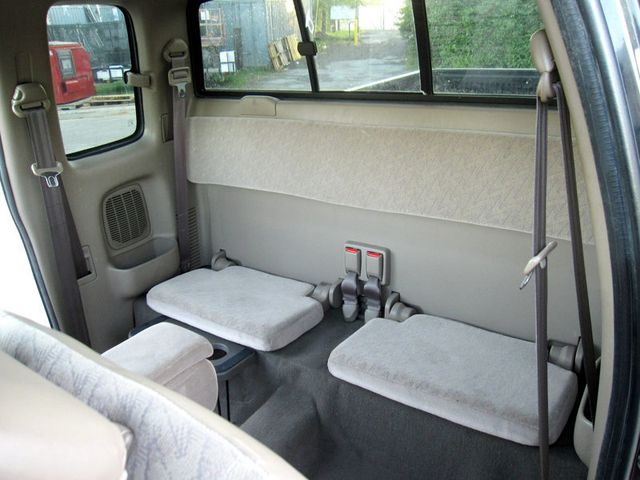 2003 Toyota Tacoma XtraCab Manual 4WD - 23079354 - 25
