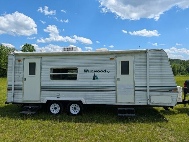 2003 Wildwood 25 RKS  - 23042187 - 1