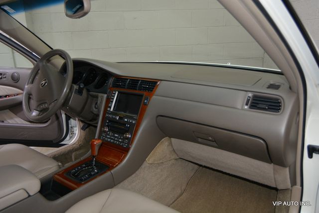 2004 Acura RL 4dr Sedan w/Navigation System - 22998970 - 11