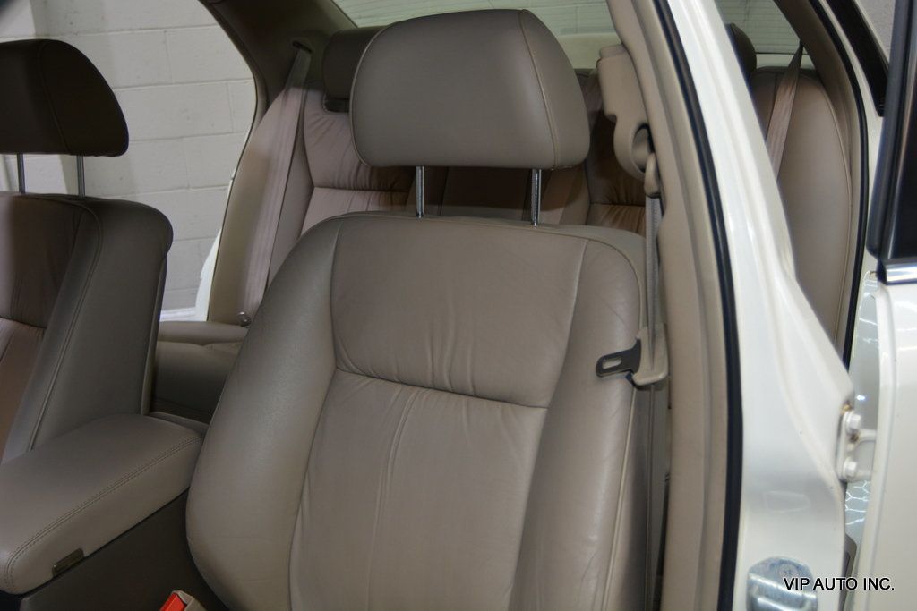 2004 Acura RL 4dr Sedan w/Navigation System - 22998970 - 12