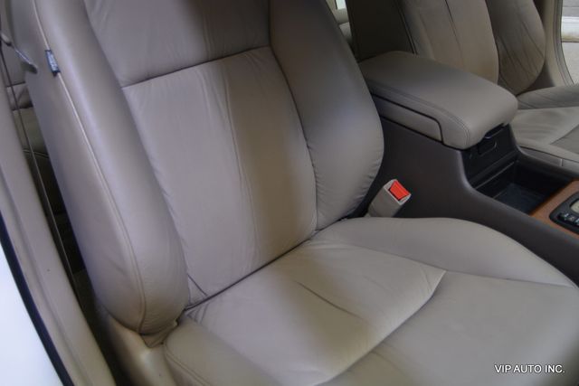 2004 Acura RL 4dr Sedan w/Navigation System - 22998970 - 15