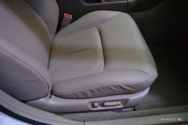 2004 Acura RL 4dr Sedan w/Navigation System - 22998970 - 17