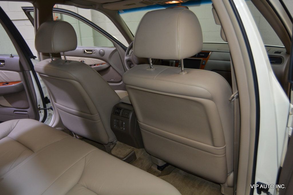 2004 Acura RL 4dr Sedan w/Navigation System - 22998970 - 18