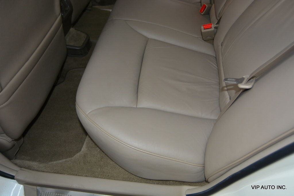 2004 Acura RL 4dr Sedan w/Navigation System - 22998970 - 26