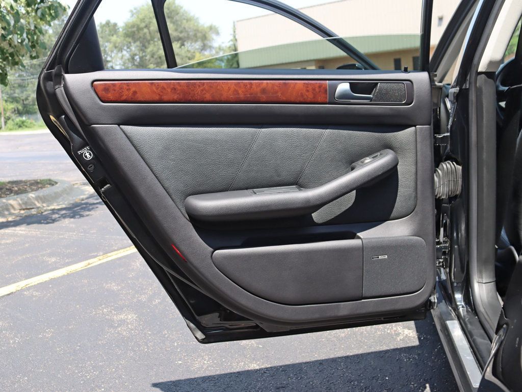 2004 Audi A6 4dr Sedan 4.2L quattro Automatic - 22887385 - 24