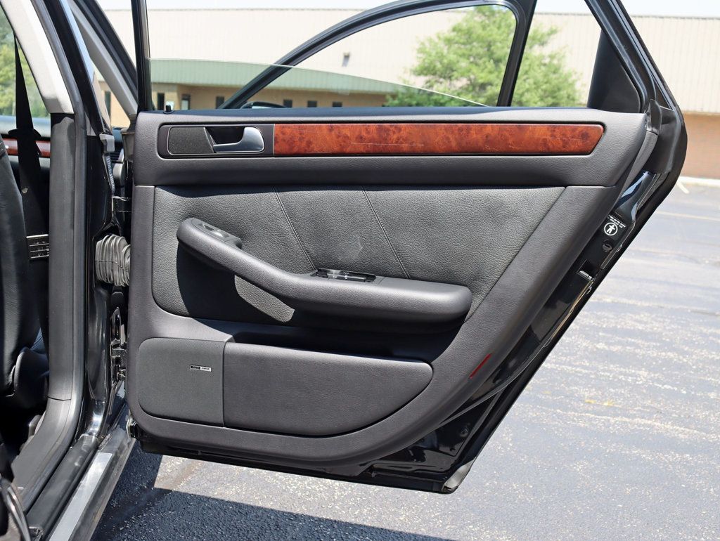 2004 Audi A6 4dr Sedan 4.2L quattro Automatic - 22887385 - 25