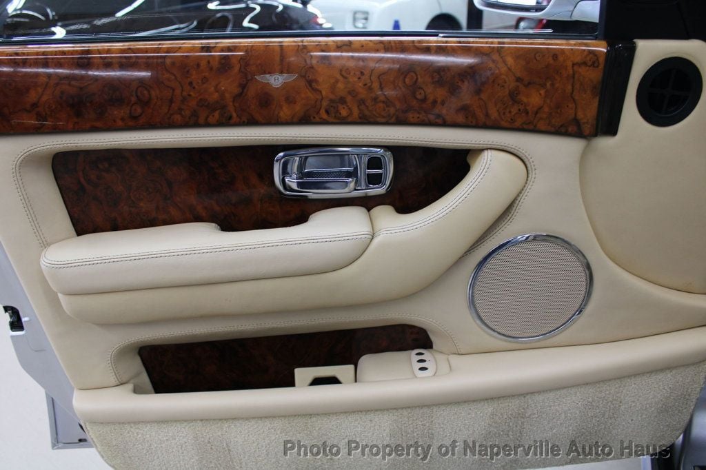 2004 BENTLEY ARNAGE - Image 18