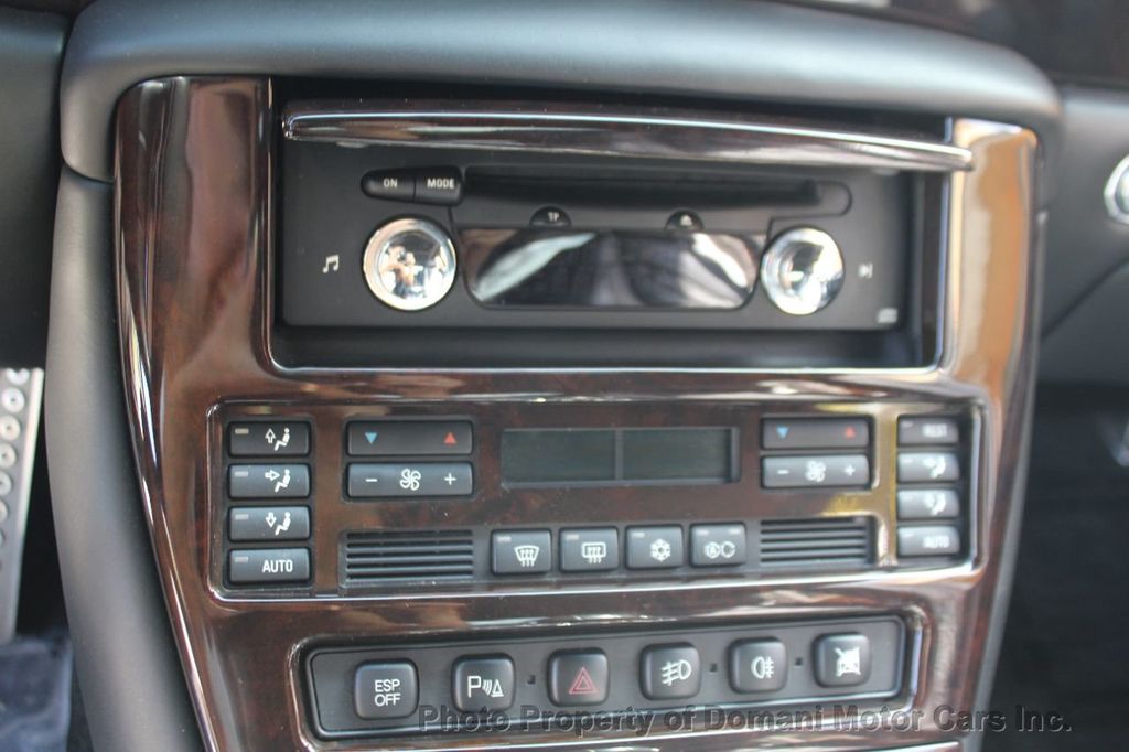 2004 Bentley Arnage photo 31
