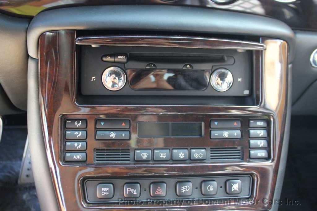 2004 Bentley Arnage photo 40