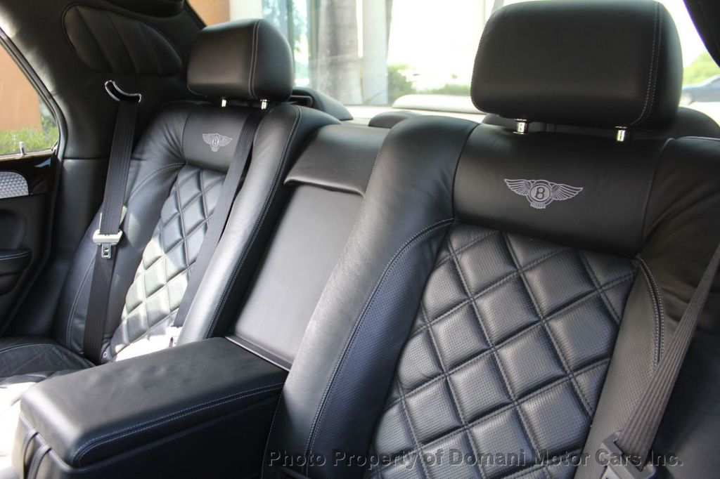 2004 Bentley Arnage photo 41