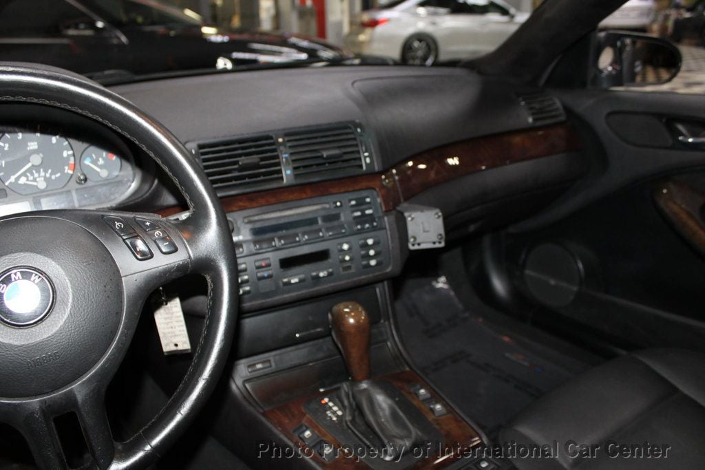 2004 BMW 3 Series 325Ci - 22933091 - 28