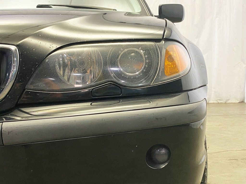 2004 BMW 3 Series 330xi - 22903619 - 11