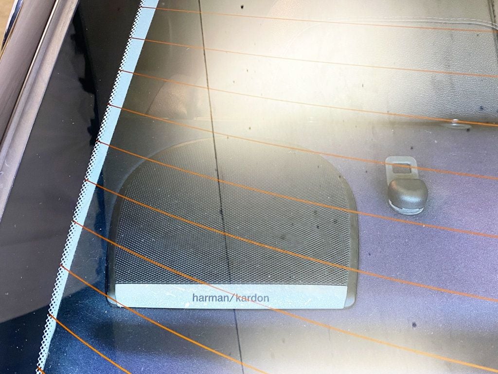 2004 BMW 3 Series 330xi - 22903619 - 42