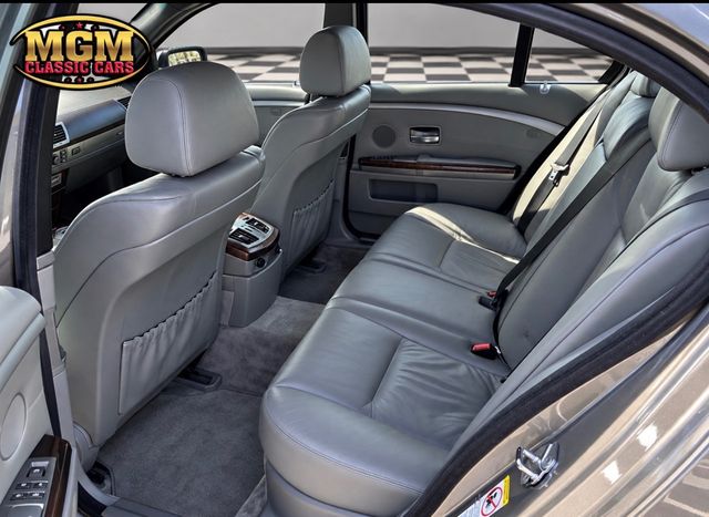 2004 BMW 7 Series 760i - 23094467 - 2
