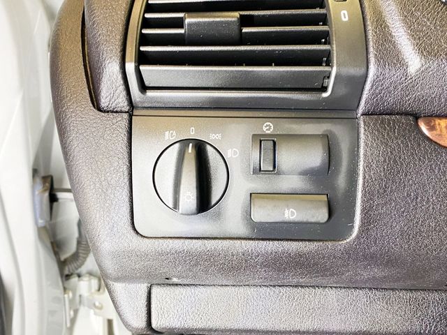 2004 BMW X5 3.0i - 22922095 - 22