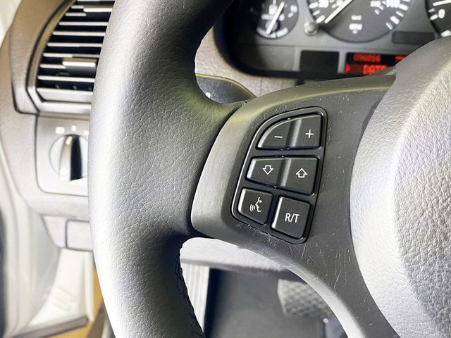 2004 BMW X5 3.0i - 22922095 - 24