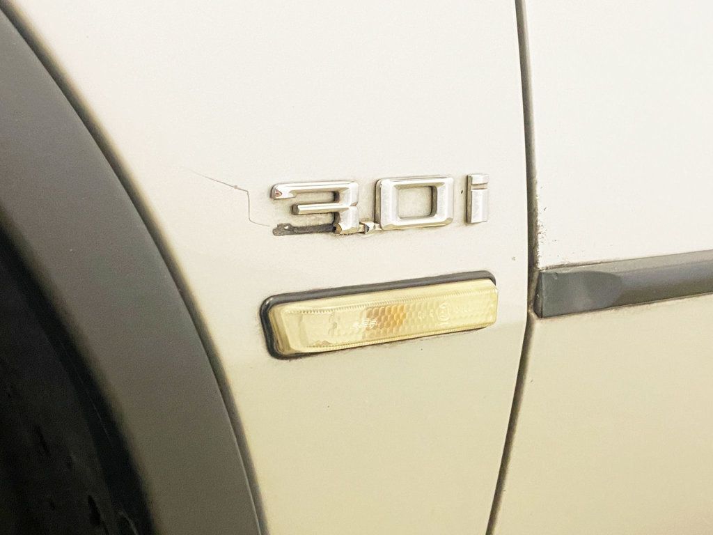 2004 Bmw X5 3.0i SAV photo 3