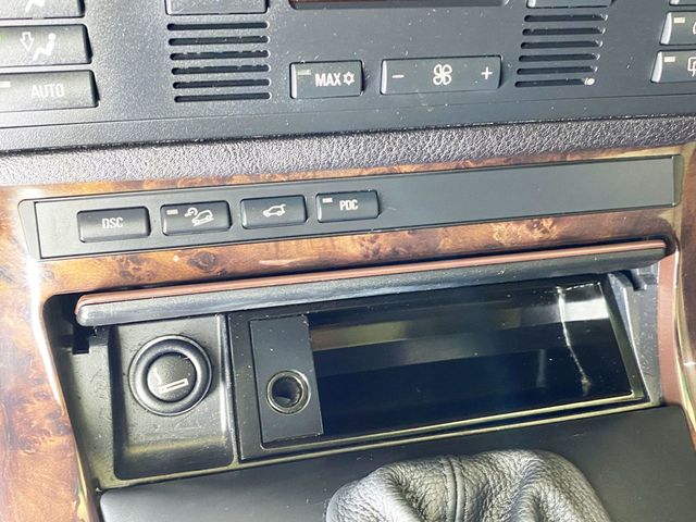 2004 BMW X5 3.0i - 22922095 - 32