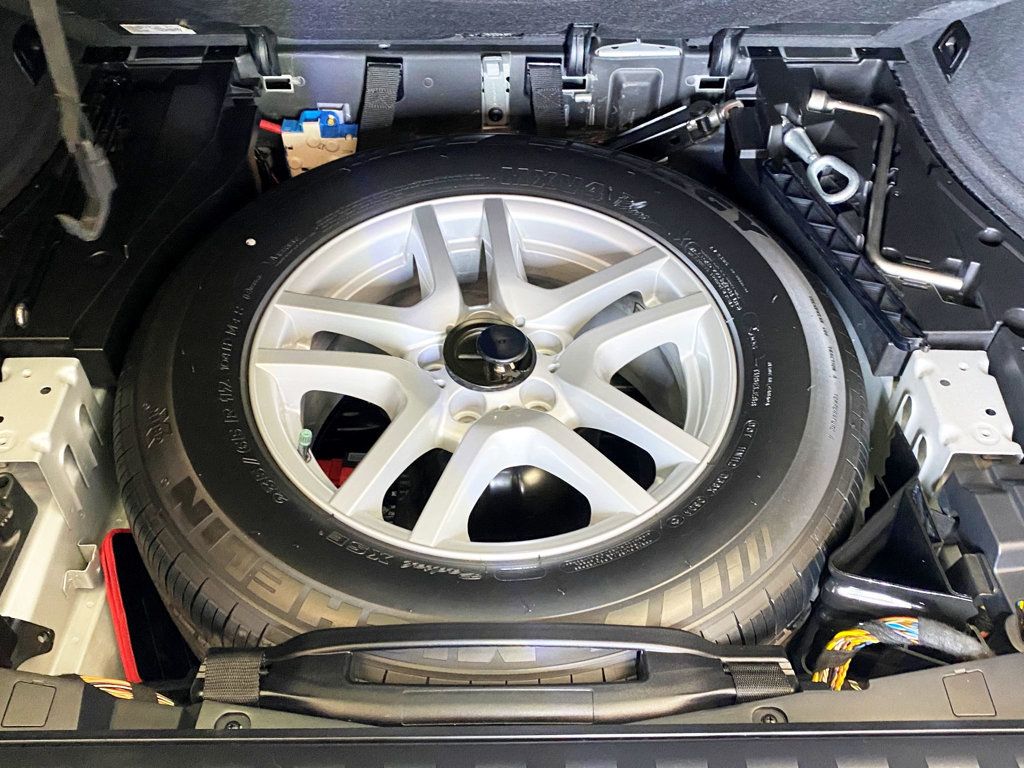 2004 BMW X5 3.0i - 22922095 - 57