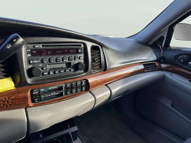 2004 Buick LeSabre 4dr Sedan Custom - 22968388 - 32