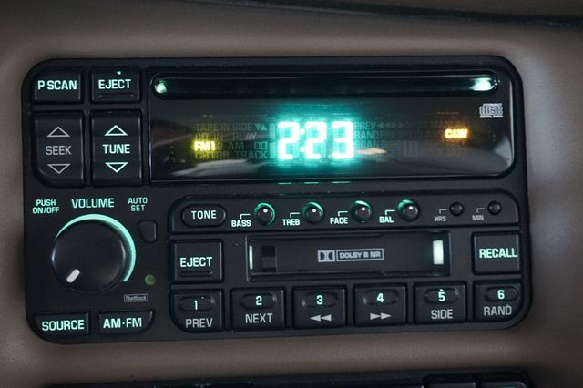 2004 Buick Park Avenue *Park Avenue Ultra Sedan* *3.8L V6 Supercharged* - 23017169 - 19