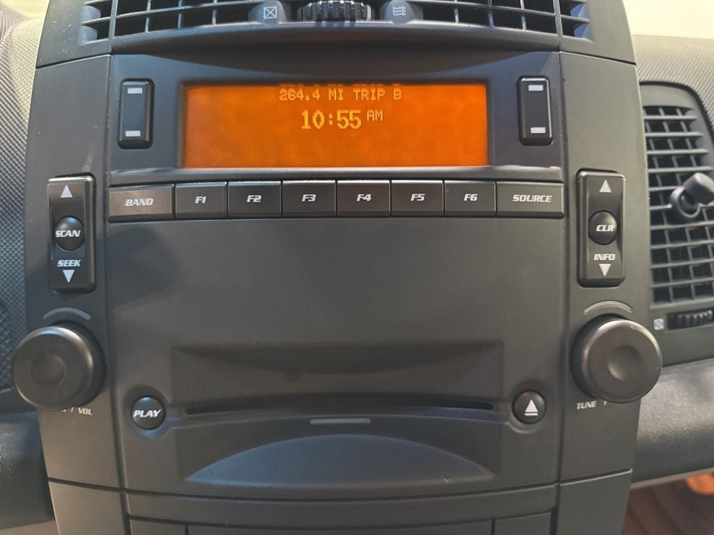 2004 Cadillac CTS 4dr Sedan - 22982541 - 16