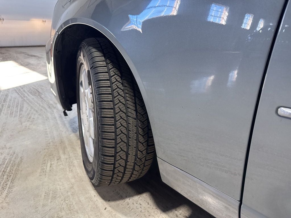 2004 Cadillac CTS 4dr Sedan - 22982541 - 2