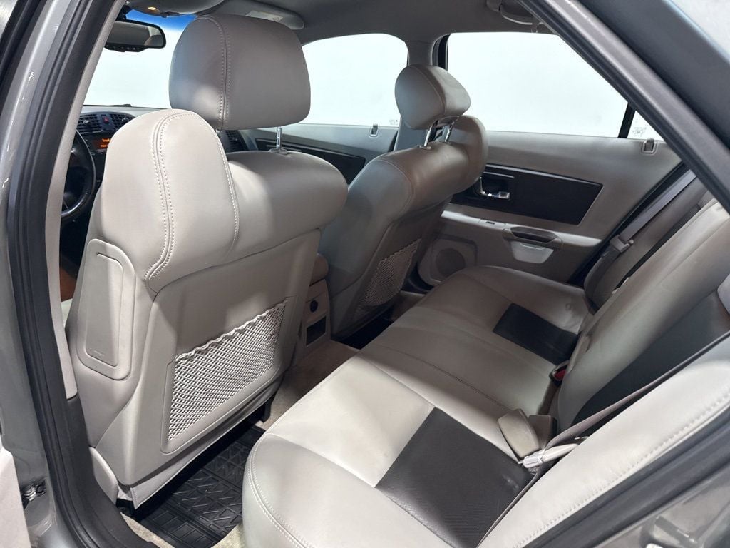 2004 Cadillac CTS 4dr Sedan - 22982541 - 30