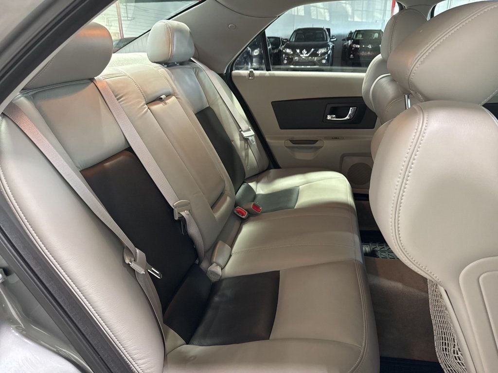 2004 Cadillac CTS 4dr Sedan - 22982541 - 36