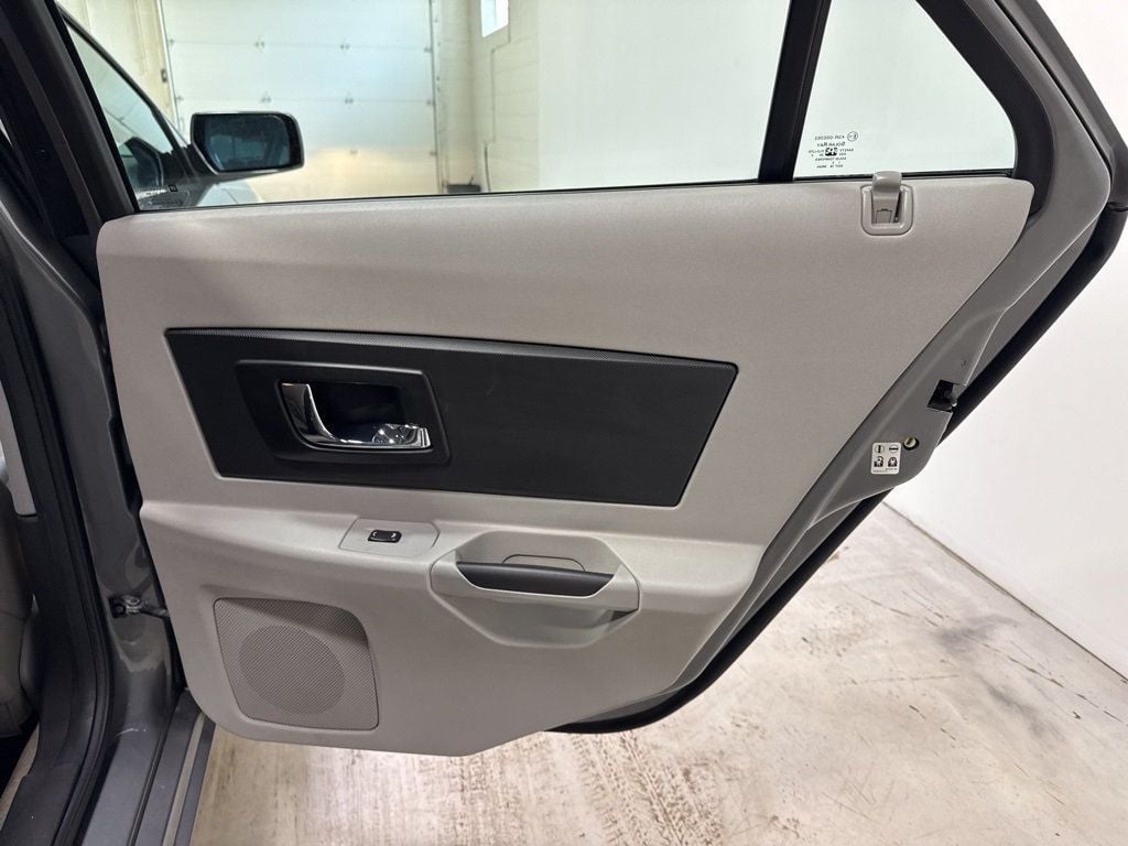 2004 Cadillac CTS 4dr Sedan - 22982541 - 37