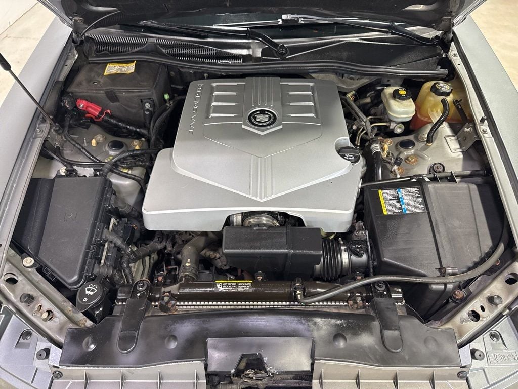 2004 Cadillac CTS 4dr Sedan - 22982541 - 42