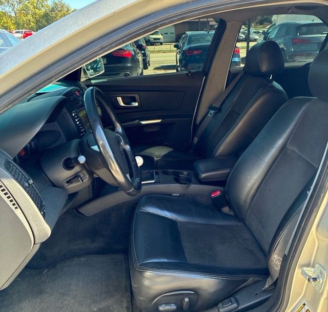 2004 Cadillac CTS-V 4dr Sedan - 23098903 - 5
