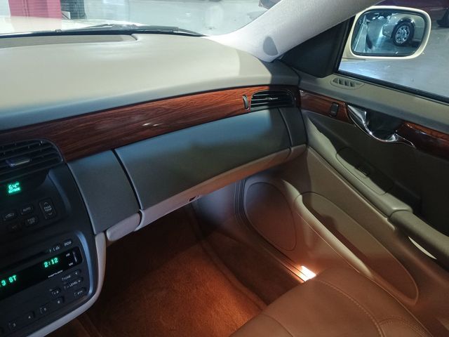 2004 Cadillac DeVille 4dr Sedan Clean Carfax Florida Car - 22973926 - 21