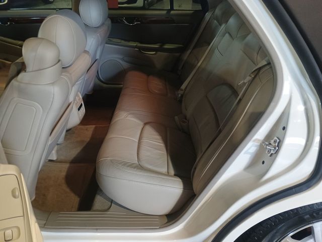 2004 Cadillac DeVille 4dr Sedan Clean Carfax Florida Car - 22973926 - 26