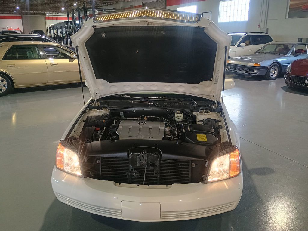 2004 Cadillac DeVille 4dr Sedan Clean Carfax Florida Car - 22973926 - 38