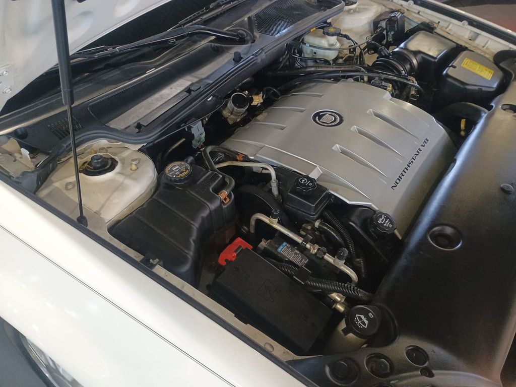 2004 Cadillac DeVille 4dr Sedan Clean Carfax Florida Car - 22973926 - 39