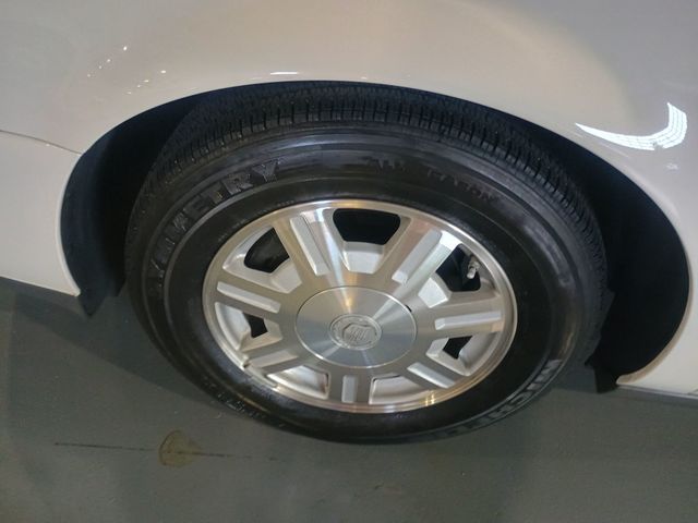 2004 Cadillac DeVille 4dr Sedan Clean Carfax Florida Car - 22973926 - 46