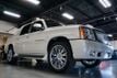 2004 Cadillac Escalade EXT *Escalade EXT* *AWD* *White Diamond* *Only 28k Miles* *Like New* - 23071373 - 1