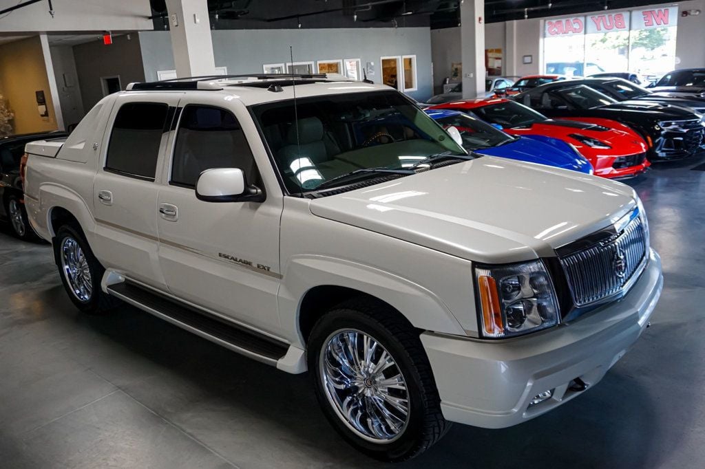 2004 Cadillac Escalade EXT *Escalade EXT* *AWD* *White Diamond* *Only 28k Miles* *Like New* - 23071373 - 24