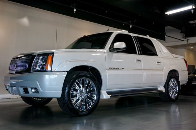 2004 Cadillac Escalade EXT *Escalade EXT* *AWD* *White Diamond* *Only 28k Miles* *Like New* - 23071373 - 2