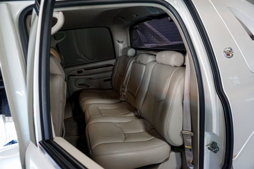 2004 Cadillac Escalade EXT *Escalade EXT* *AWD* *White Diamond* *Only 28k Miles* *Like New* - 23071373 - 35