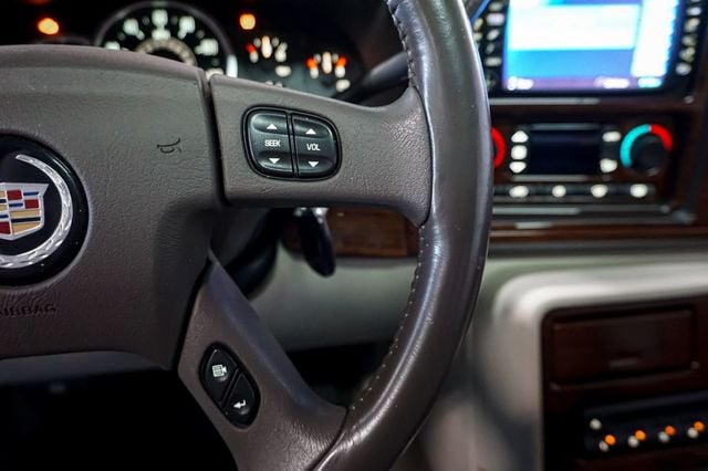 2004 Cadillac Escalade EXT *Escalade EXT* *AWD* *White Diamond* *Only 28k Miles* *Like New* - 23071373 - 37