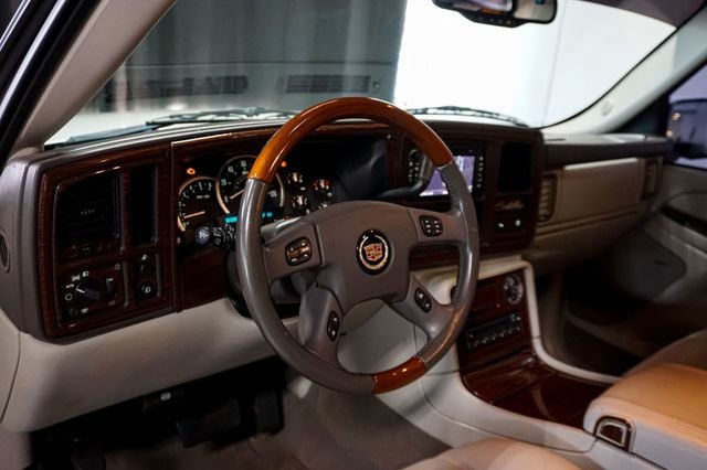 2004 Cadillac Escalade EXT *Escalade EXT* *AWD* *White Diamond* *Only 28k Miles* *Like New* - 23071373 - 44